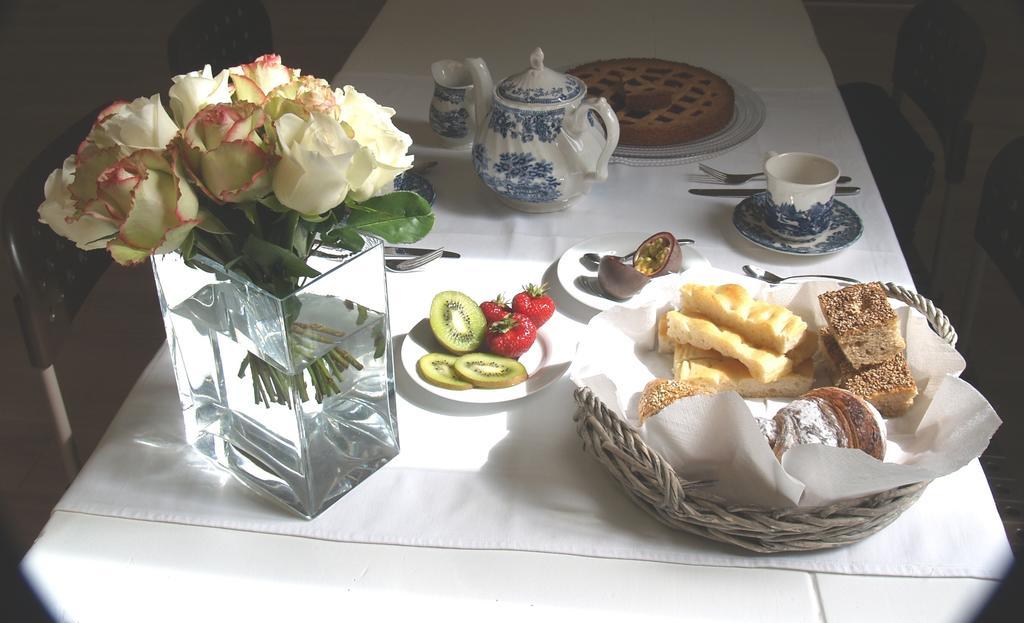 B&B Casa Trucchi เวนติมิญา ภายนอก รูปภาพ